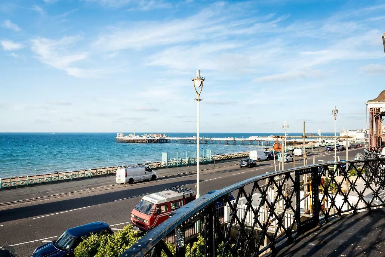 The Hollywood Apartment Brighton